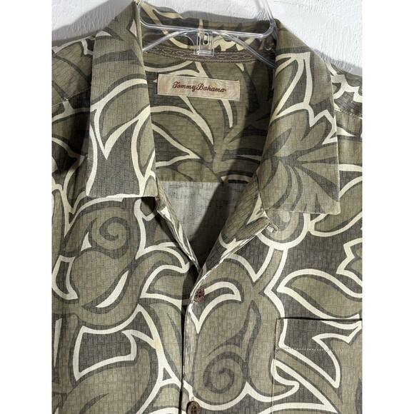 Tommy Bahama 100% Silk Khaki Green & Cream Floral tropical Hawaiian Men XL Shirt - Picture 4 of 9